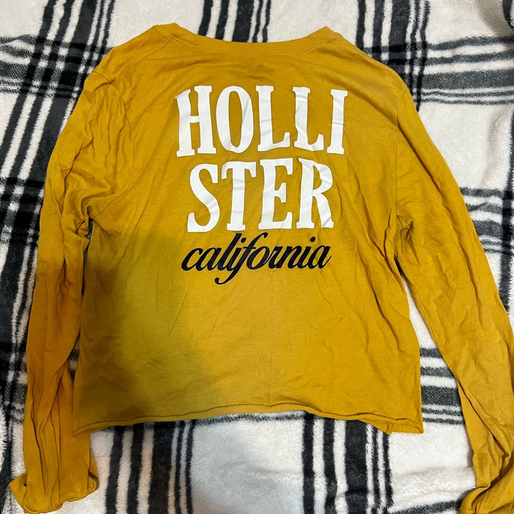 Hollister Graphic Long Sleeve